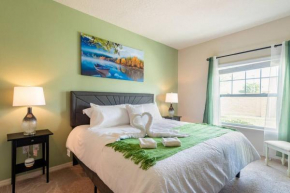 Super Comfy and Spacious 3 Bedroom 10 minutes from Disney, with major shopping 4 minutes away